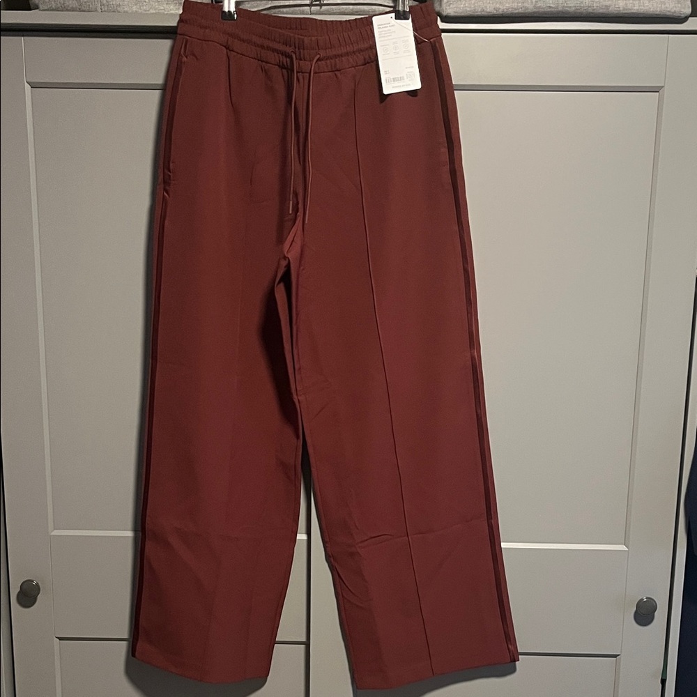 lululemon athletica women’s endeavor relaxed pants